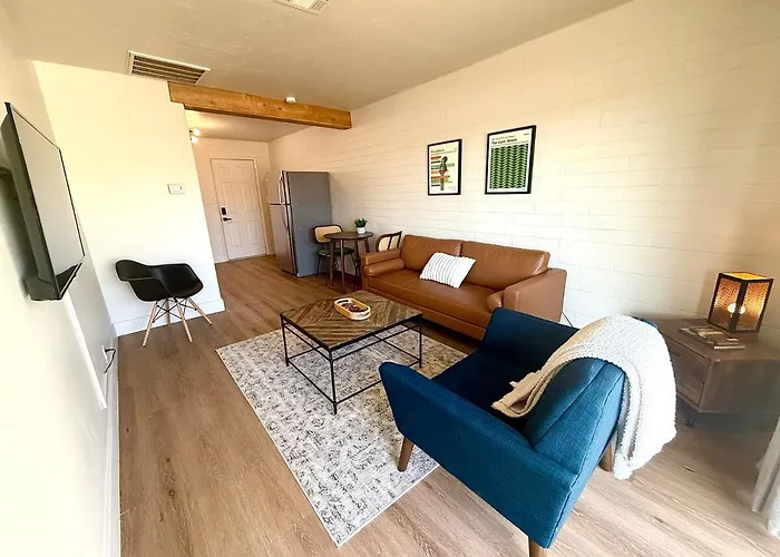 #7 Midtown Modern Hideaway Cool 1br Fast Wifi Apartment
