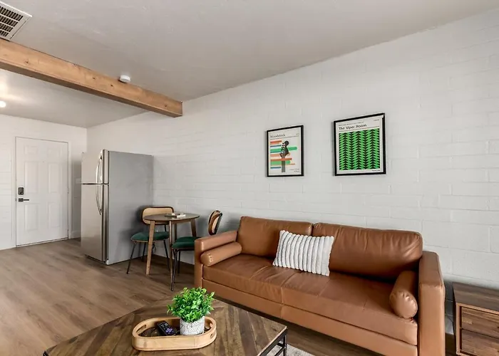 #7 Midtown Modern Hideaway Cool 1br Fast Wifi *