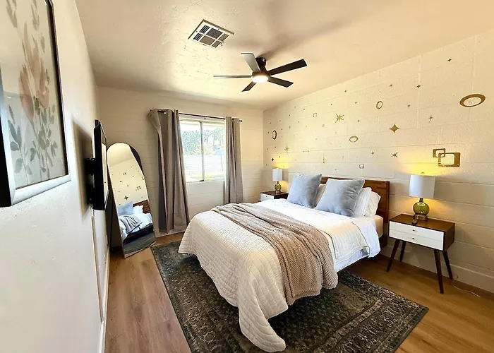 #7 Midtown Modern Hideaway Cool 1br Fast Wifi Apartment